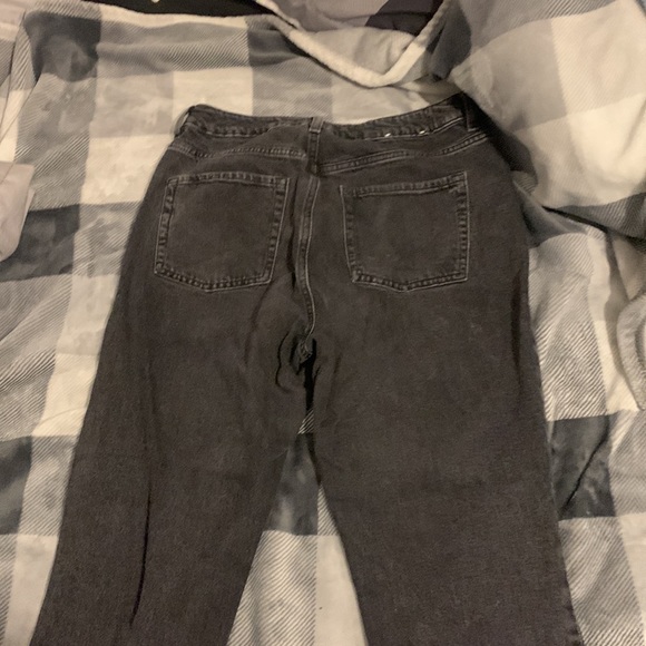 Black - Picture 4 of 5